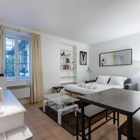 Apartment Cosy Well Located In Center Paris