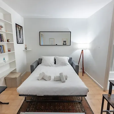 Cosy Well Located In Center * Paris
