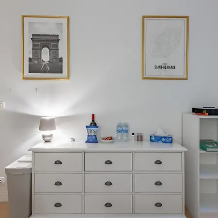 Cosy Well Located In Center Apartment Paris