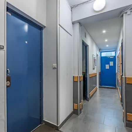 Cosy Well Located In Center Paris